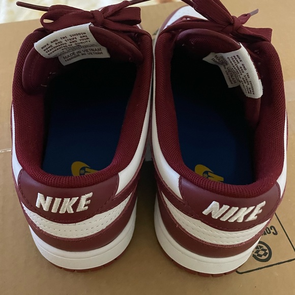 Nike Dunk Low - Team Red - Picture 3 of 4